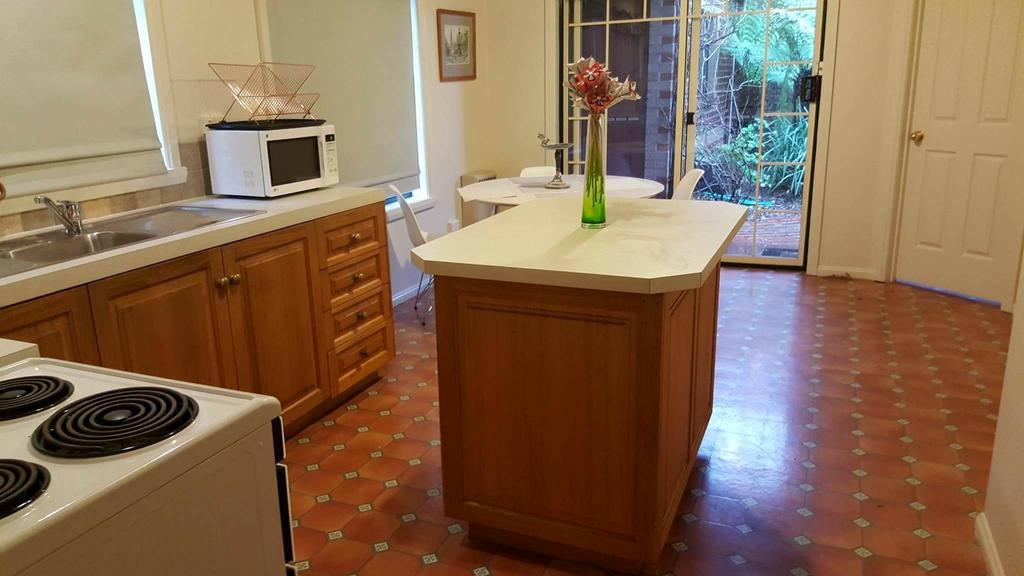 לונסטון City Townhouse Walking Distance To City מראה חיצוני תמונה